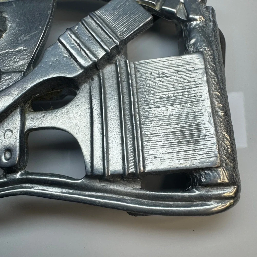 N/A striking metal